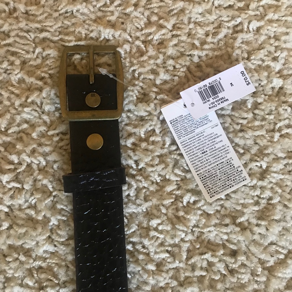 Banana Republic Brown men’s belt. New with tags